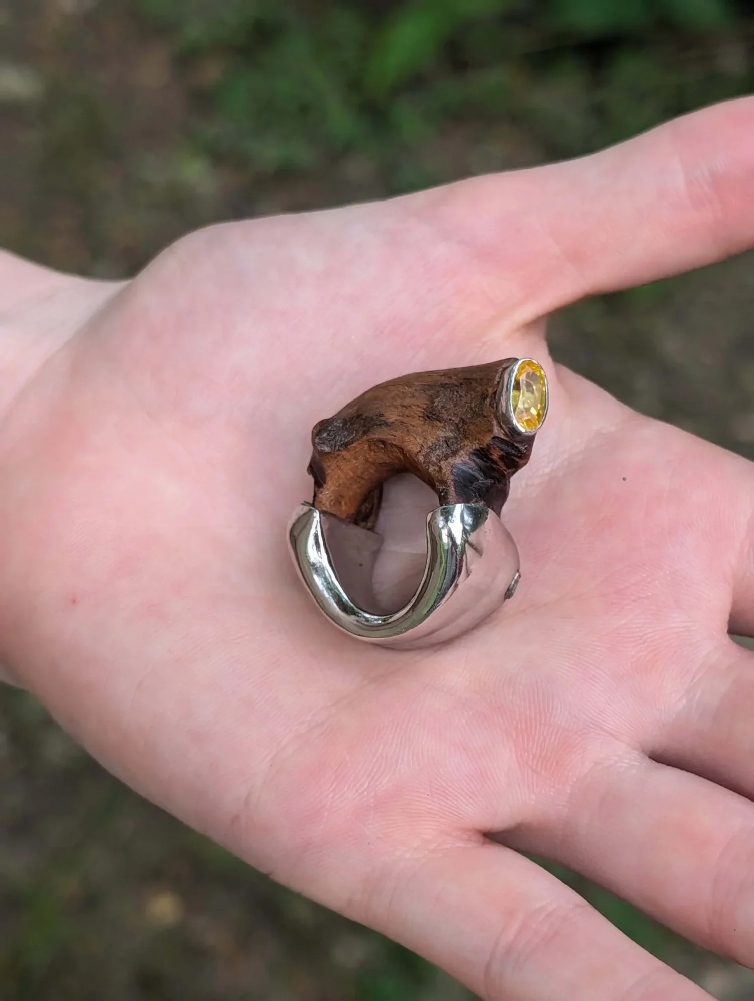 YIN RING