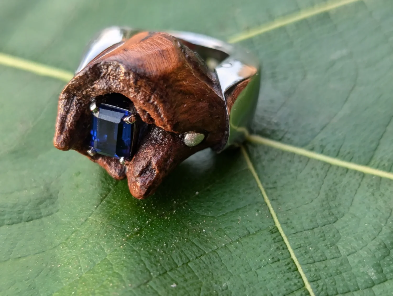 EON RING