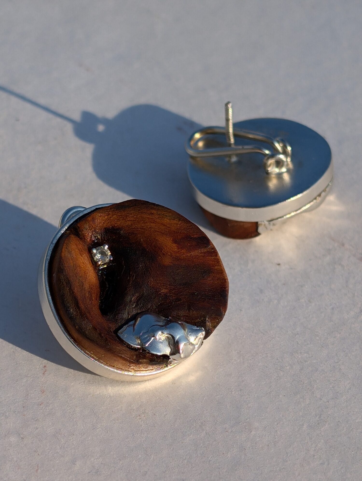 Gem and Grain Stud