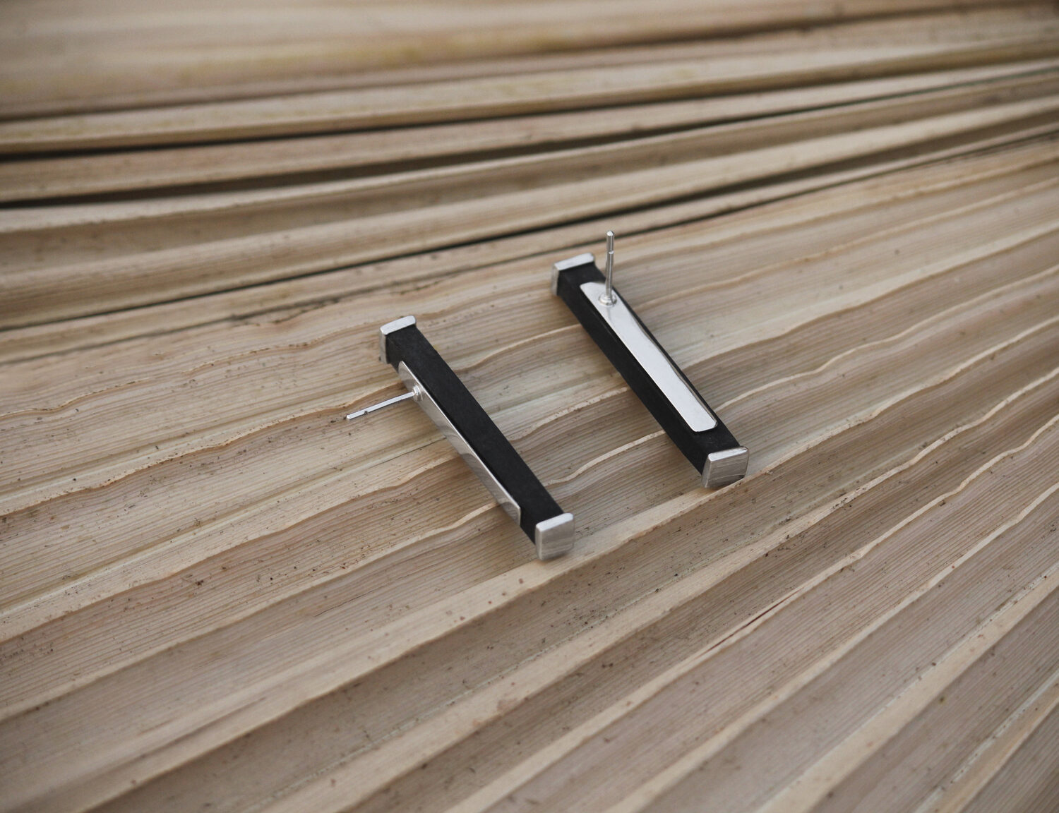 MONOCHROME MUSE EARRINGS