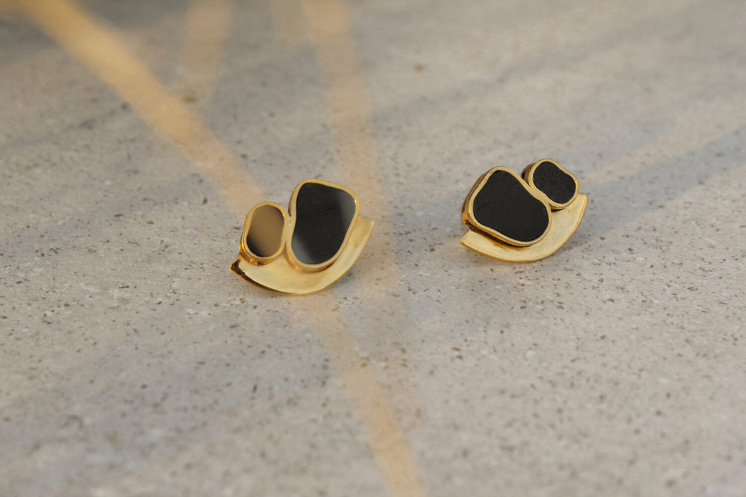 BLACK SUN EARRINGS