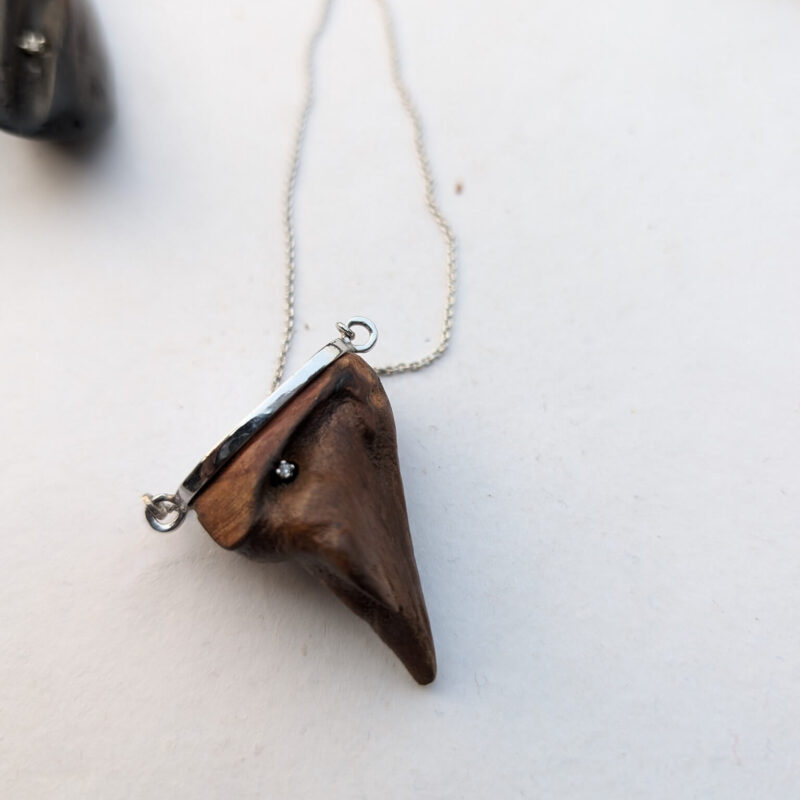 Ezra Pendant with Chain