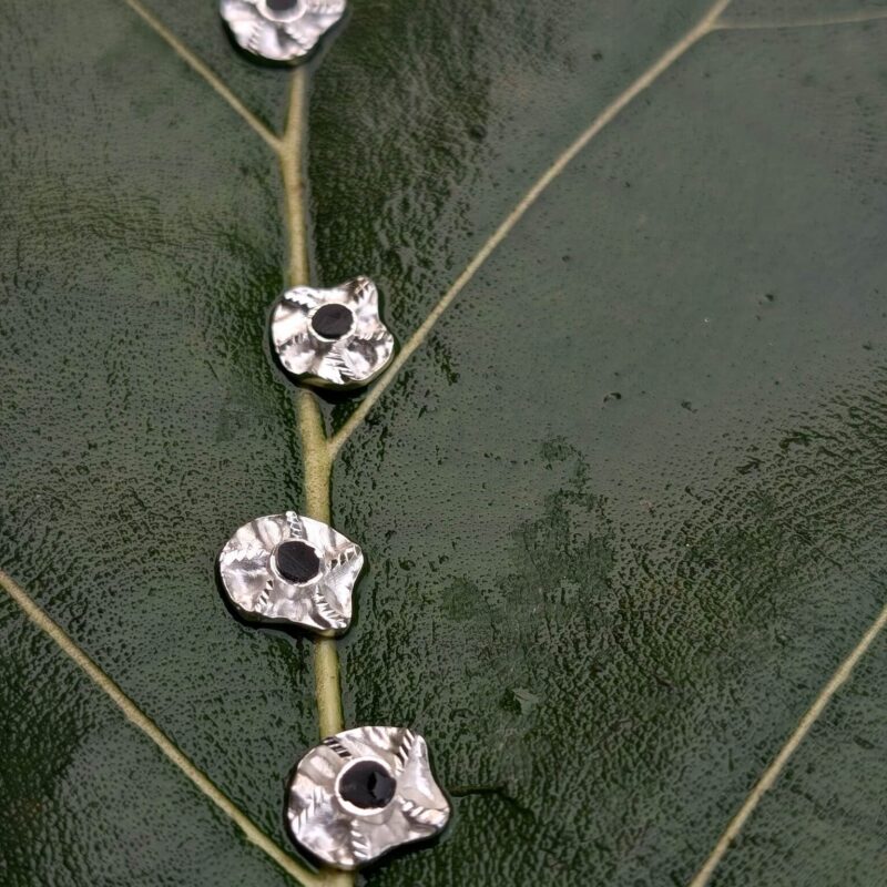Nature Contrast Buttons