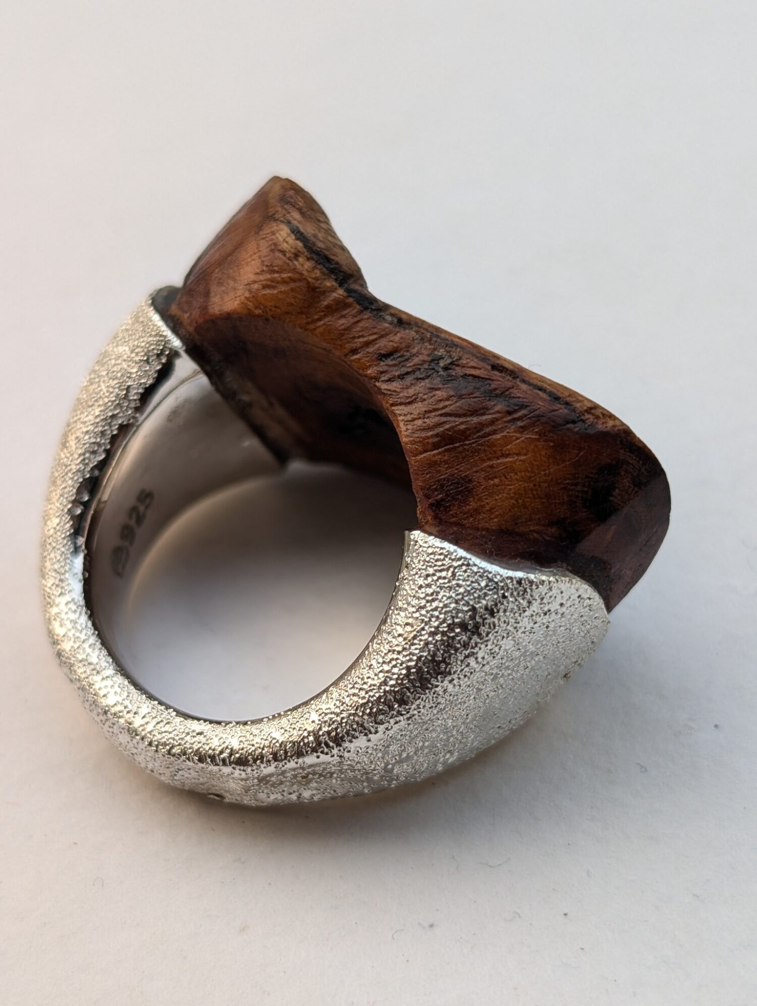 Wind and Whisper Ring
