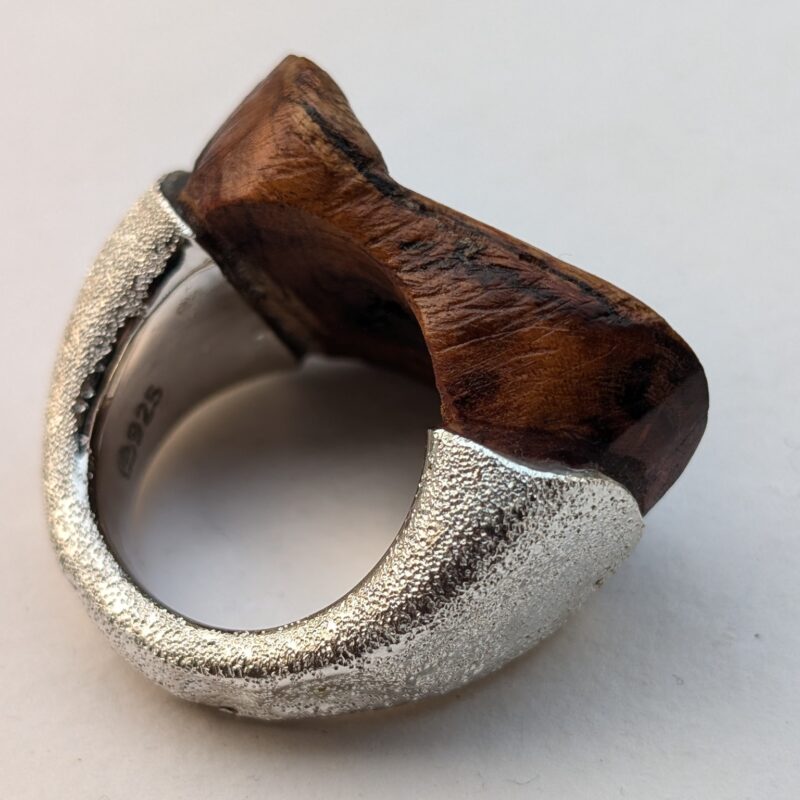 Wind and Whisper Ring