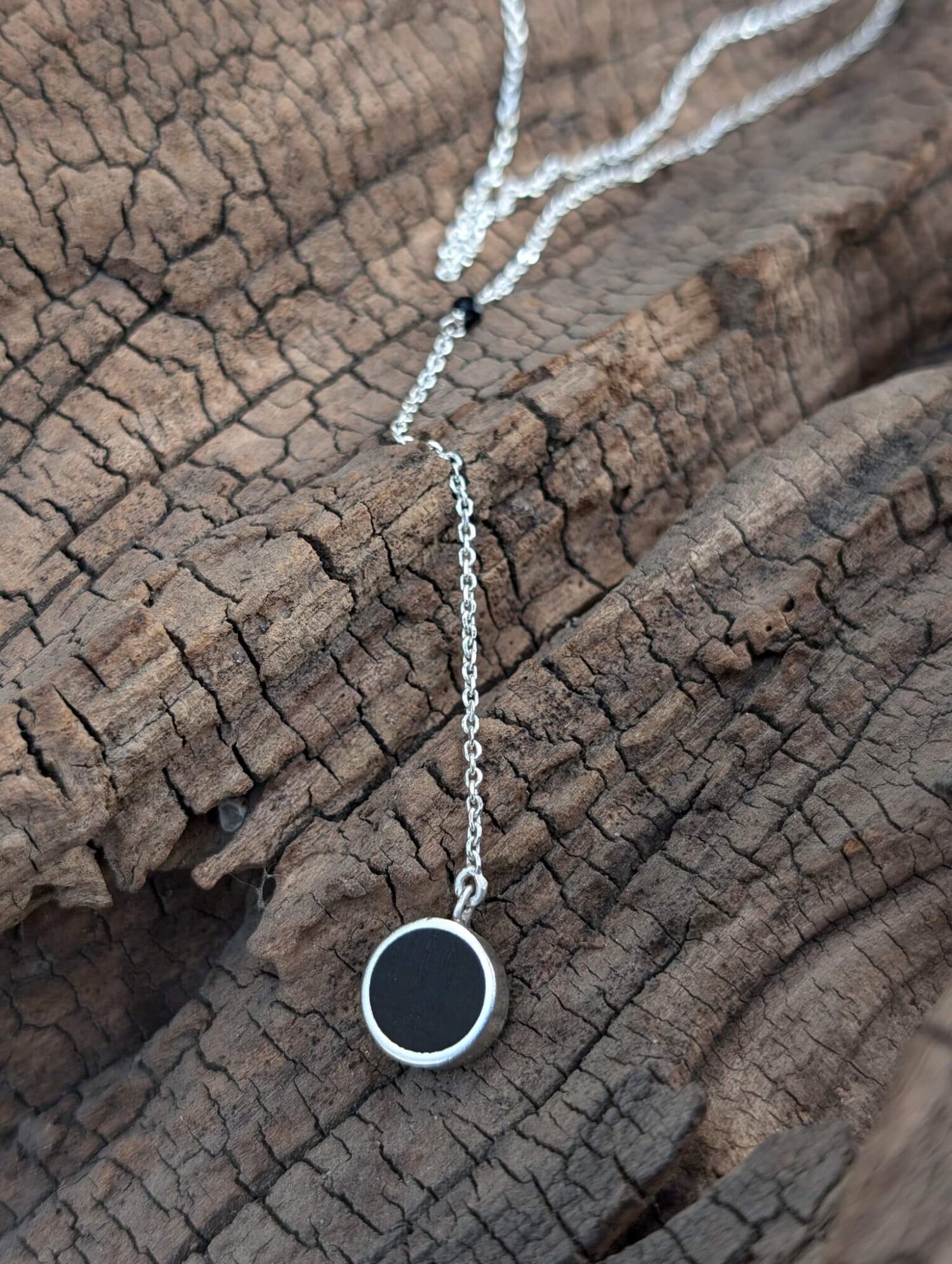 The Onyx Line Necklace