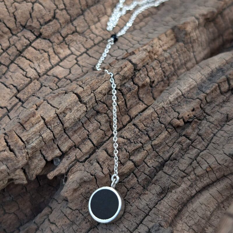 The Onyx Line Necklace